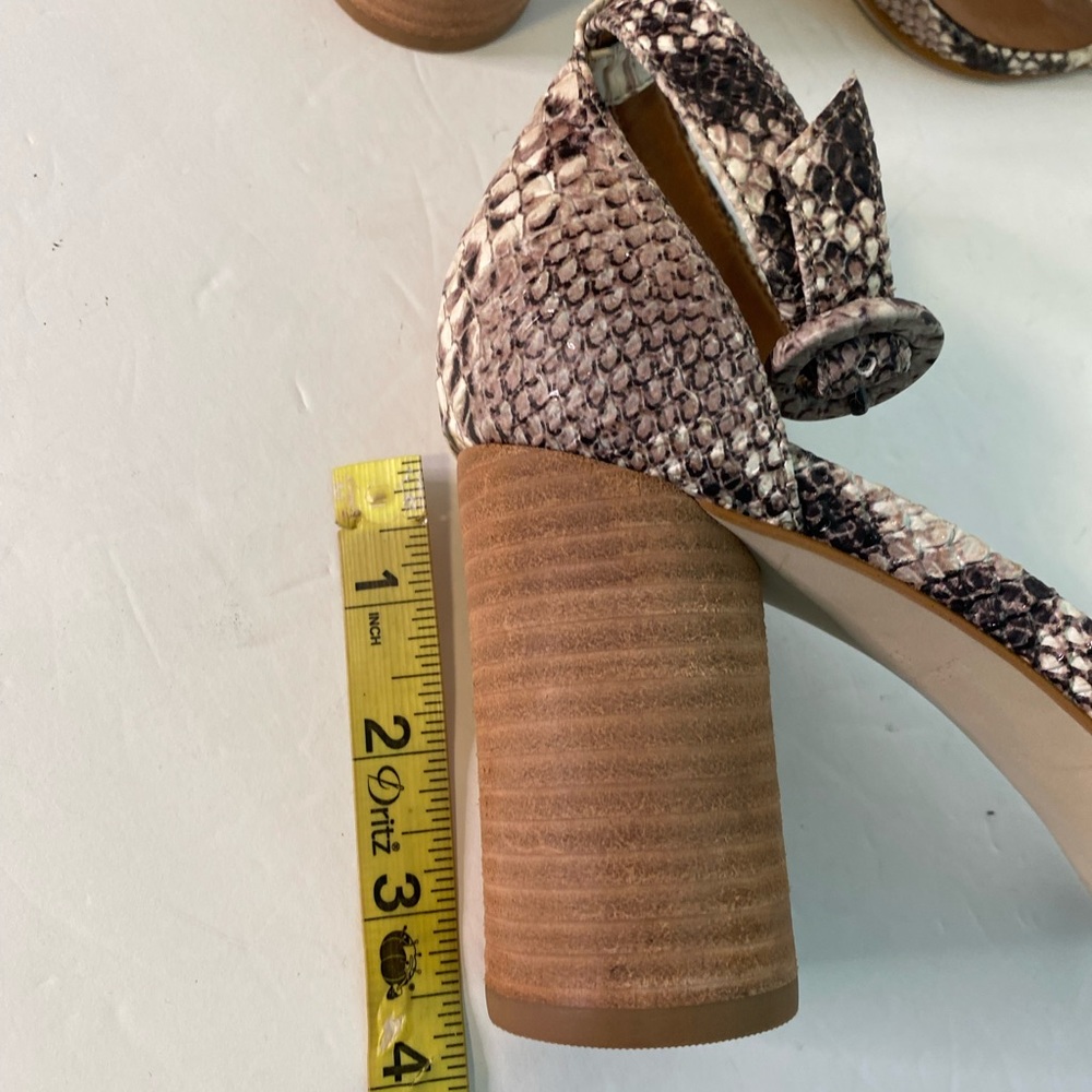 Steve Madden Sara Snakeskin Sandals size 8 NWOT - Picture 11 of 11